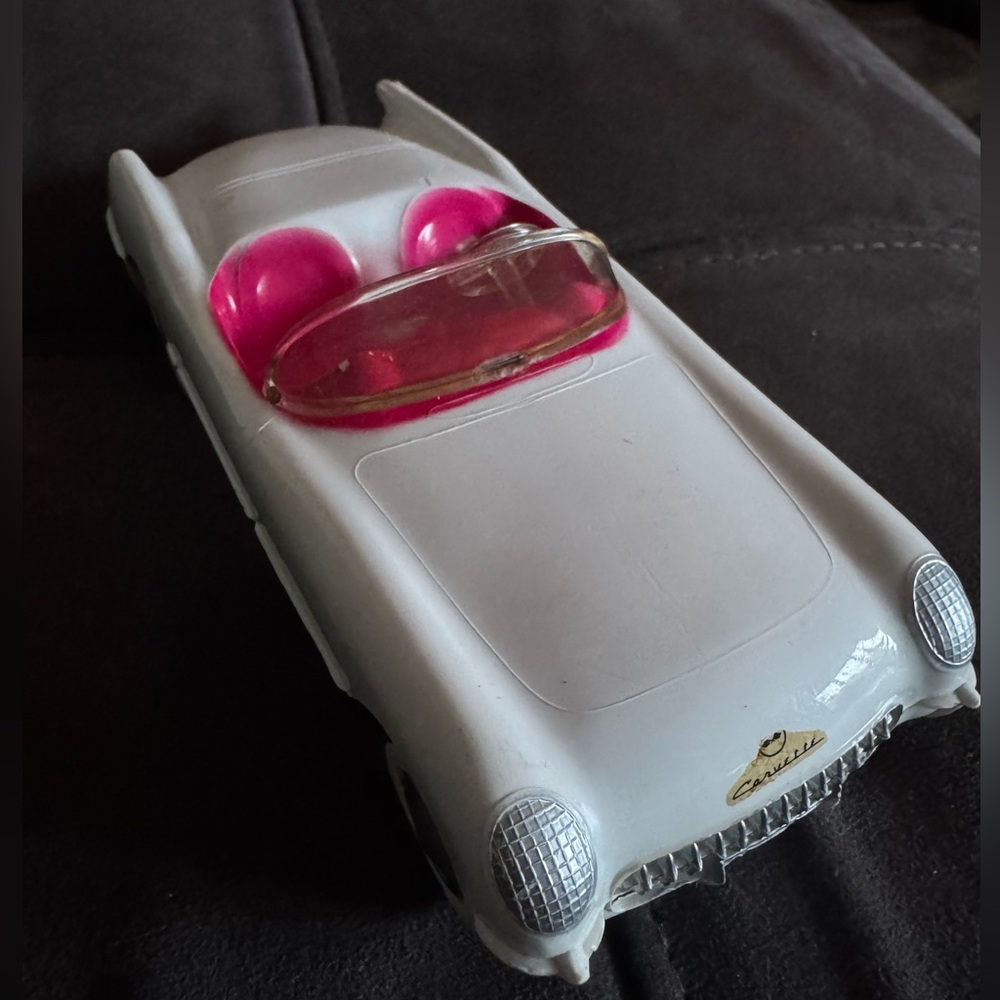 Vintage 1954 Chevy Corvette Replica 1/32 Scale Diecast White